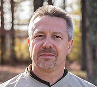 Headshot of instructor Ted Szczawinski