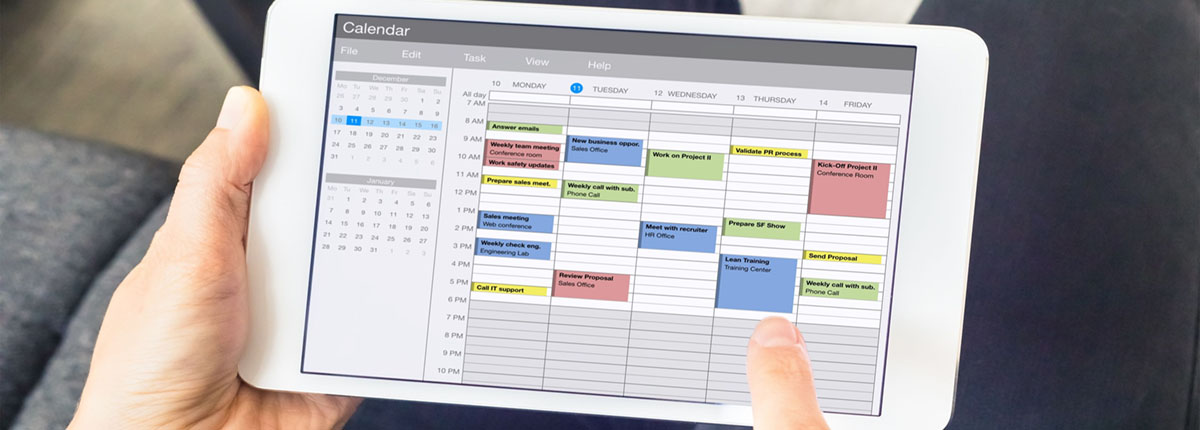 Calendar app on tablet computer